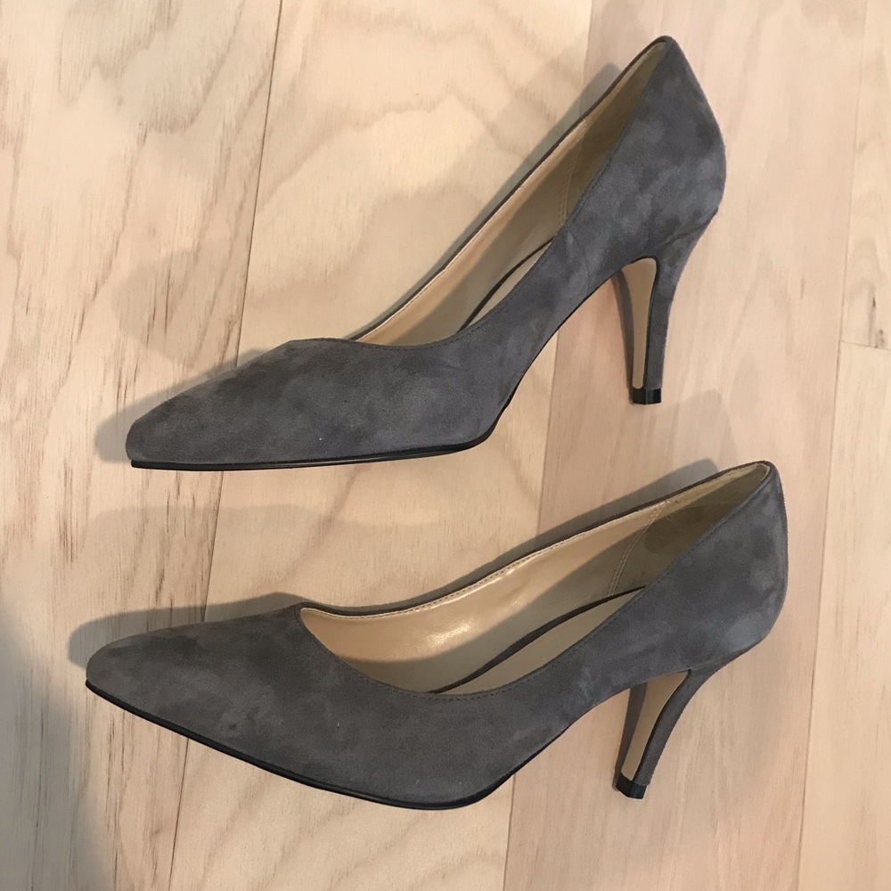 NEW Cole Haan grey suede heels